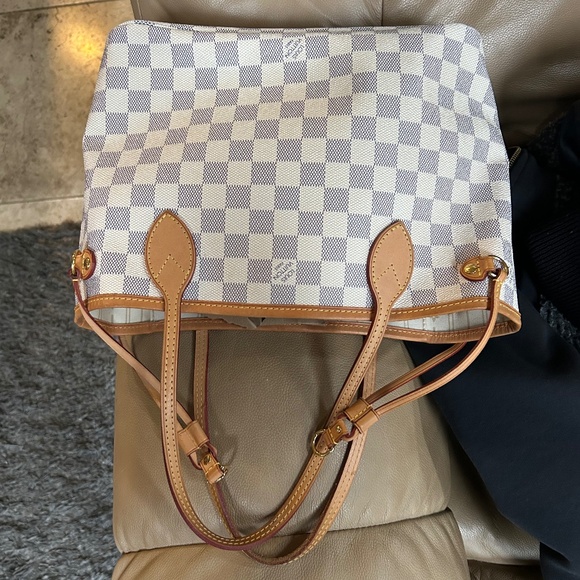 Stunning Louis Vuitton Neverfull pm🤍🩵Azur - Picture 16 of 16